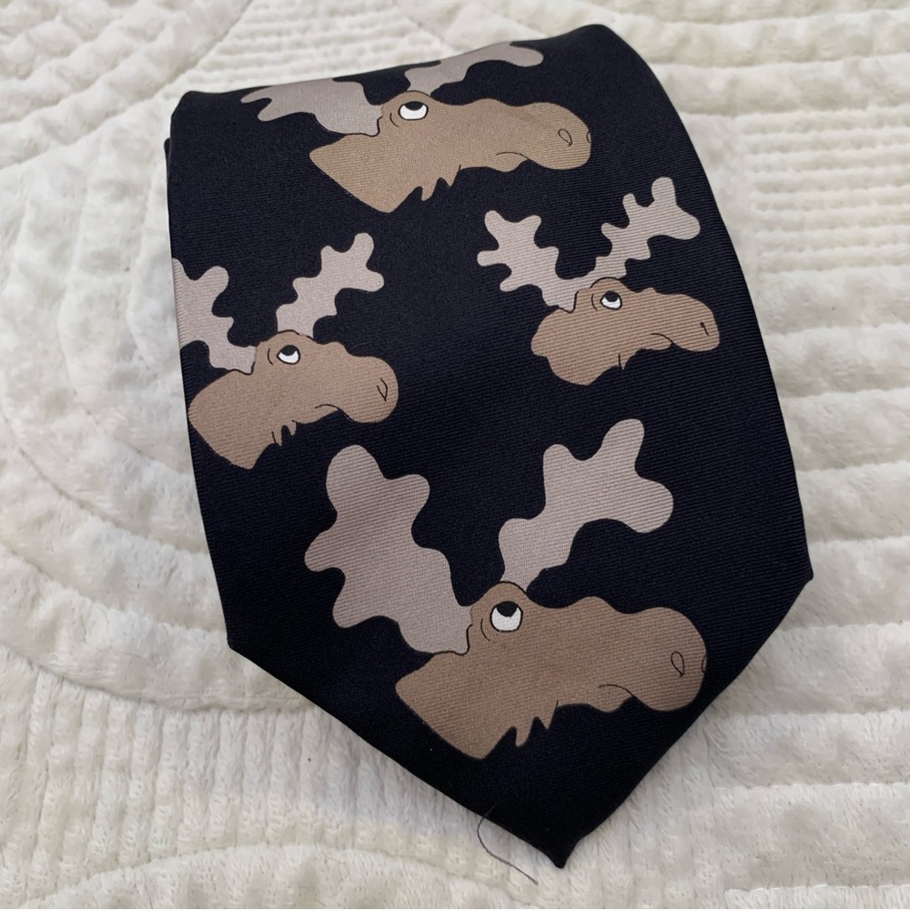 Tie Rack Silk Moose Patterned Tie Black and Beige